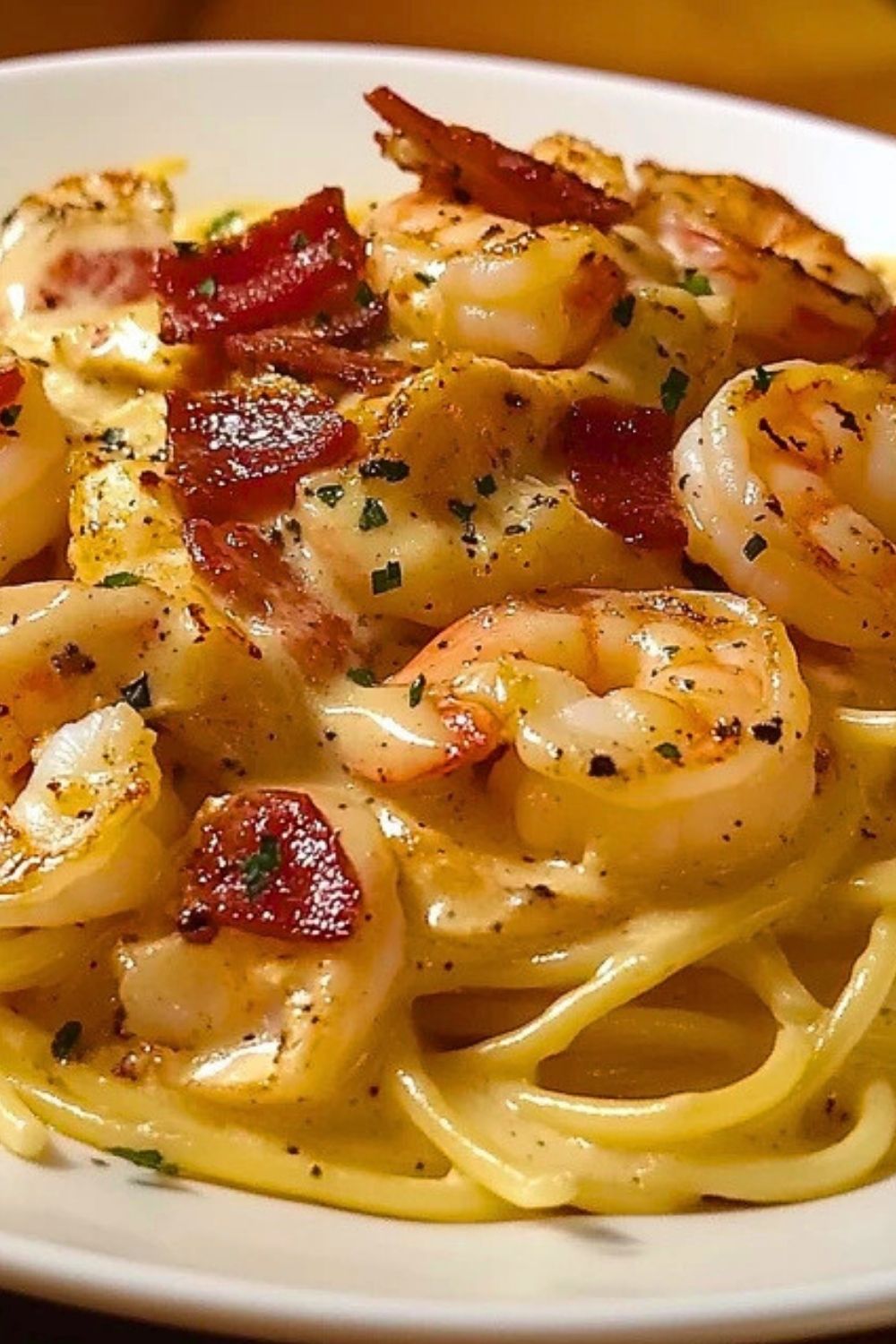 Olive Garden Chicken and Shrimp Carbonara
