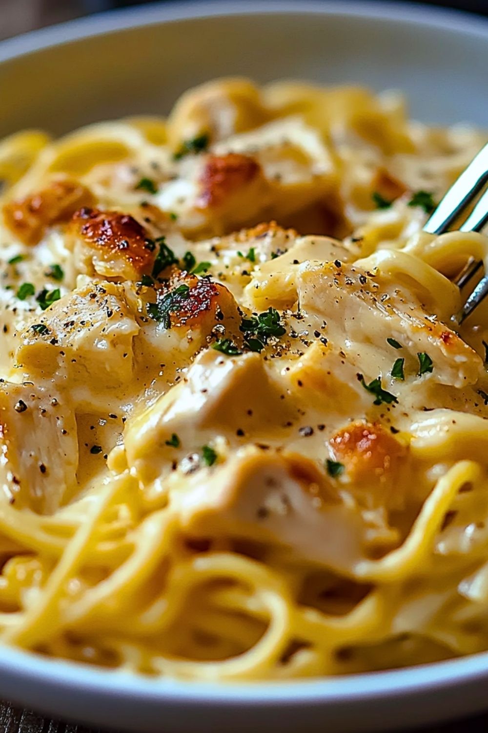 Crockpot Cheesy Chicken Spaghetti