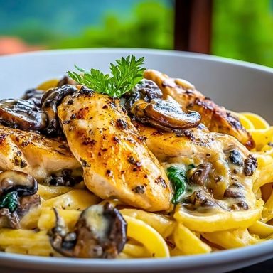 Heavenly Chicken Mushroom Pasta