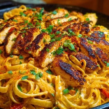 One-Pan Creamy Sweet and Spicy Cajun Chicken Pasta
