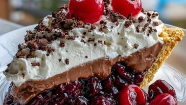 Chocolate Cherry Cream Pie