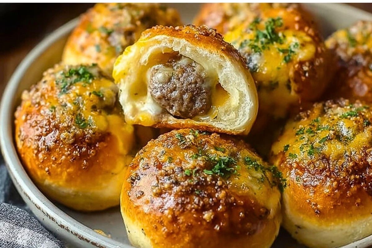 Garlic Parmesan Cheeseburger Bombs