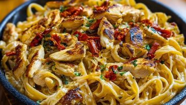 One-Pot Spicy Chicken Linguine in Creamy Sauce