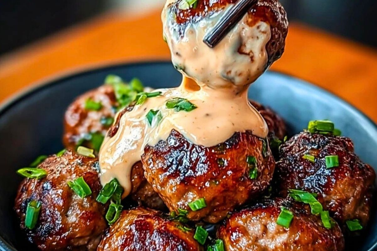 Tender Korean BBQ Meatballs with Spicy Mayo Dip 1