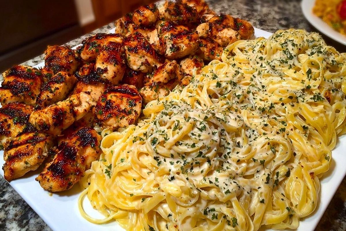 Garlic Butter Chicken & Linguine in Alfredo Sauce