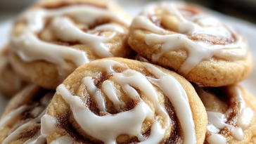 Irresistible Cinnamon Roll Cookies