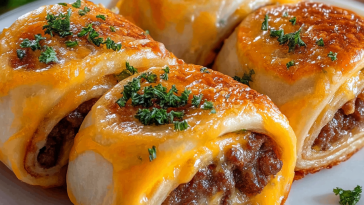 Irresistible Garlic Butter Cheeseburger Rollups