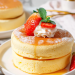 Jiggly Japanese Soufflé Pancakes