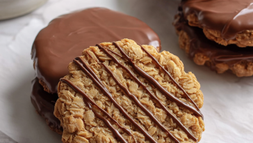 Homemade Chocolate Hobnobs