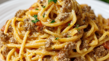 Creamy Italian Spaghetti & Ground Beef One Pot Meal